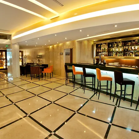 Turim Alameda 4* ליסבון