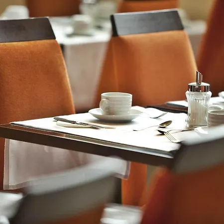 Turim Alameda Otel 4*