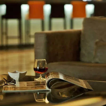 Turim Alameda Otel 4*