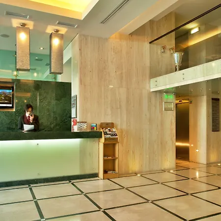 图里姆阿拉米达酒店 4*